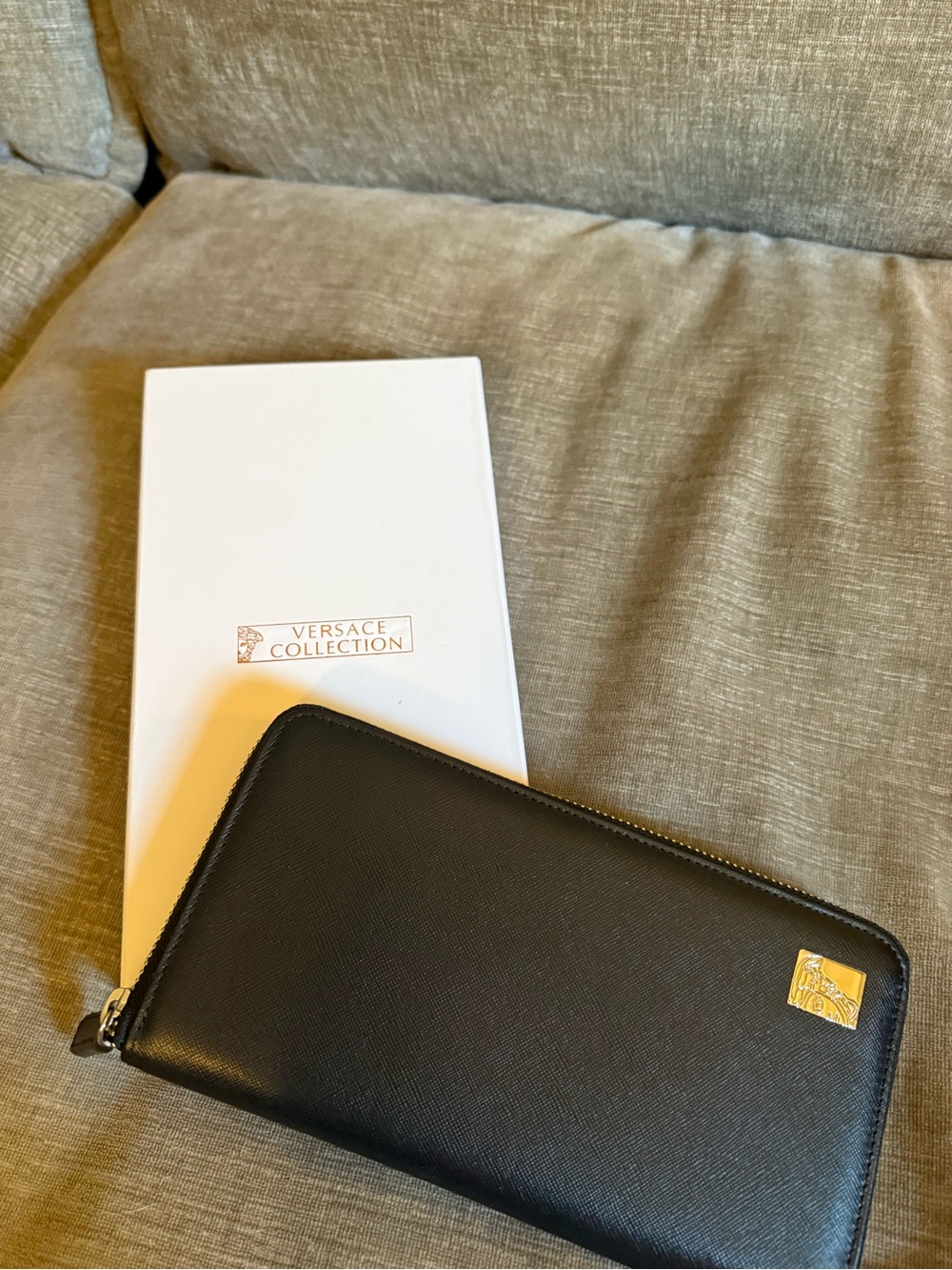 Versace Collection Black Leather Zip Card Holder with Gold Plaque